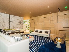 45 SW 9th St 3803, Miami FL 33130