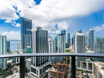 45 SW 9th St