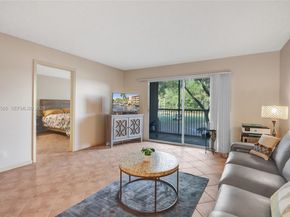 1110 SW 125th Ave 209M, Pembroke Pines FL 33027