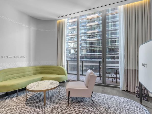 801 S Miami Ave 808, Miami FL 33130