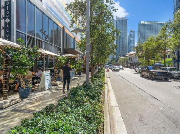 801 S Miami Ave 808, Miami FL 33130