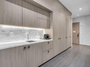 801 S Miami Ave 808, Miami FL 33130