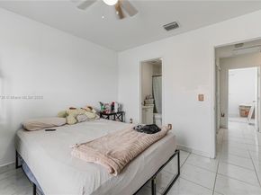 25 W 11th St 102, Hialeah FL 33010