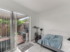 25 W 11th St 102, Hialeah FL 33010