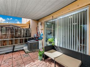 25 W 11th St 102, Hialeah FL 33010