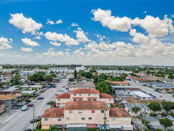 25 W 11th St 102, Hialeah FL 33010