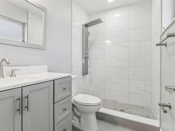 6800 NW 58th Ct, Tamarac FL 33321