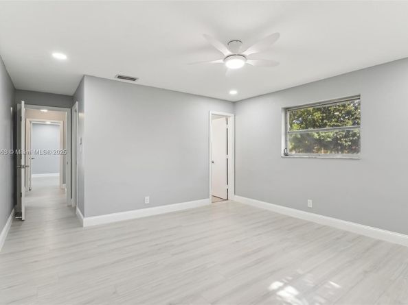 6800 NW 58th Ct, Tamarac FL 33321