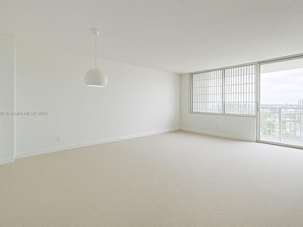 2150 Sans Souci Blvd A1008, North Miami FL 33181