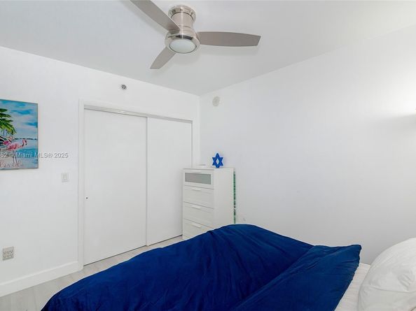 1830 S Ocean Dr 1605, Hallandale Beach FL 33009