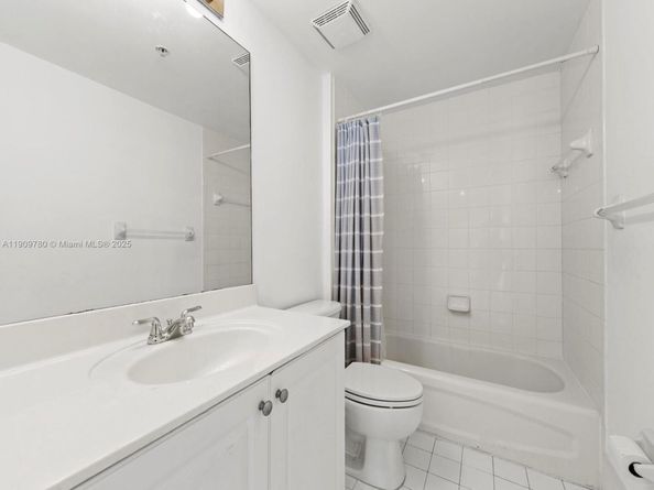 1627 SW 37th Ave 1103, Miami FL 33145