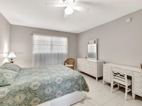 5002 NW 35th St 306, Lauderdale Lakes FL 33319