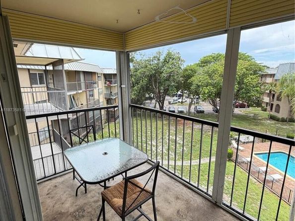 5961 N Falls Cir Dr 408, Lauderhill FL 33319