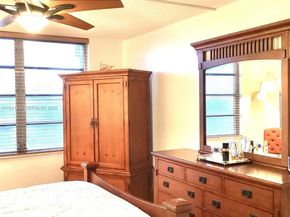 8900 Washington Blvd PH19, Pembroke Pines FL 33025