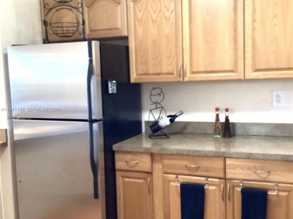 8900 Washington Blvd PH19, Pembroke Pines FL 33025