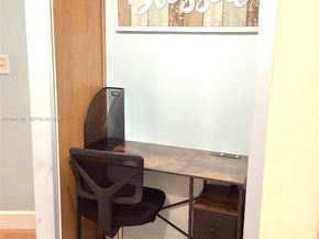 8900 Washington Blvd PH19, Pembroke Pines FL 33025