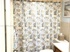 8900 Washington Blvd PH19, Pembroke Pines FL 33025