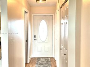 8900 Washington Blvd PH19, Pembroke Pines FL 33025