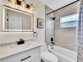 6001 NW 66th Ter, Tamarac FL 33321