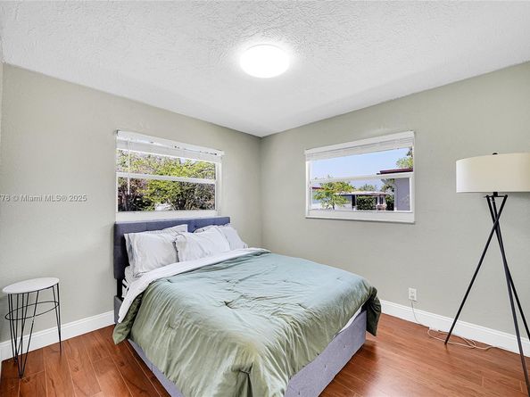 6001 NW 66th Ter, Tamarac FL 33321