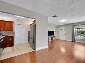 6001 NW 66th Ter, Tamarac FL 33321