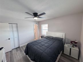 4161 SW 56th Ave, Davie FL 33314