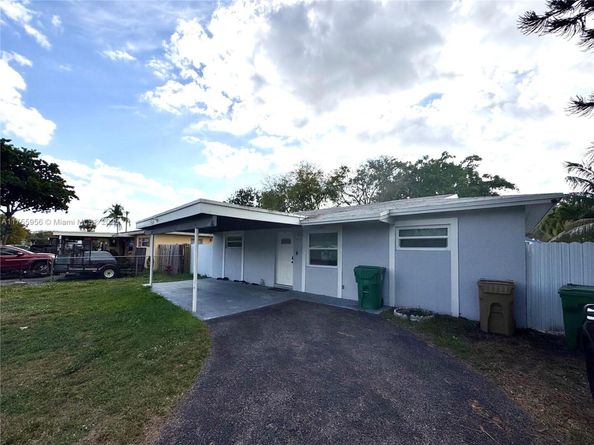4161 SW 56th Ave, Davie FL 33314