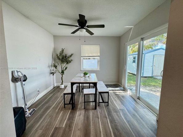 4161 SW 56th Ave, Davie FL 33314