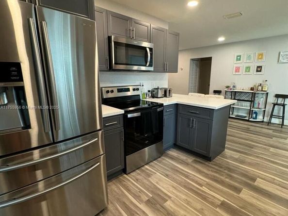 4161 SW 56th Ave, Davie FL 33314