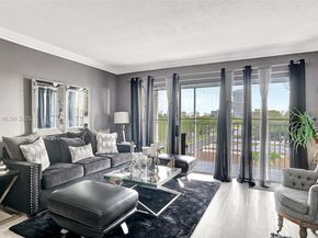 329 SE 3rd St 405S, Hallandale Beach FL 33009