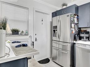 329 SE 3rd St 405S, Hallandale Beach FL 33009