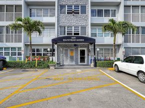 329 SE 3rd St 405S, Hallandale Beach FL 33009