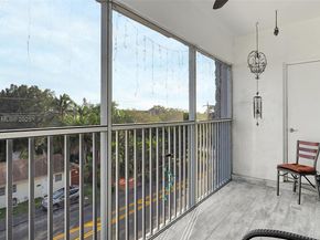 329 SE 3rd St 405S, Hallandale Beach FL 33009