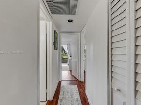 301 SW 135th Ave 118C, Pembroke Pines FL 33027