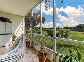 301 SW 135th Ave 118C, Pembroke Pines FL 33027