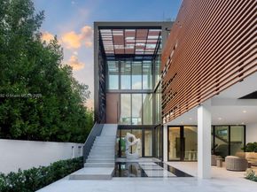 7845 Atlantic Way, Miami Beach FL 33141