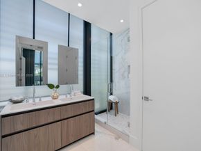 7845 Atlantic Way, Miami Beach FL 33141