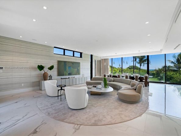 7845 Atlantic Way, Miami Beach FL 33141