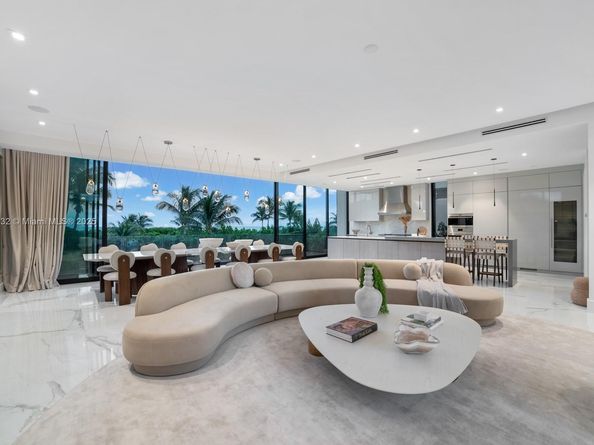 7845 Atlantic Way, Miami Beach FL 33141