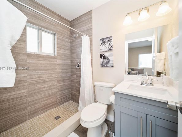 1770 NW 55th St, Miami FL 33142