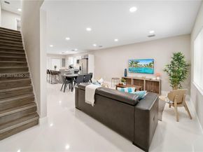 1770 NW 55th St, Miami FL 33142