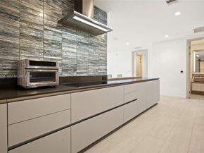 1000 Brickell Plz PH5103, Miami FL 33131