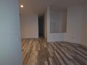 Undisclosed Address #A11885003, Weston FL 33326