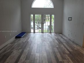 Undisclosed Address #A11885003, Weston FL 33326