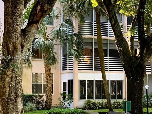 2600 NW 49th Ave 112, Lauderdale Lakes FL 33313