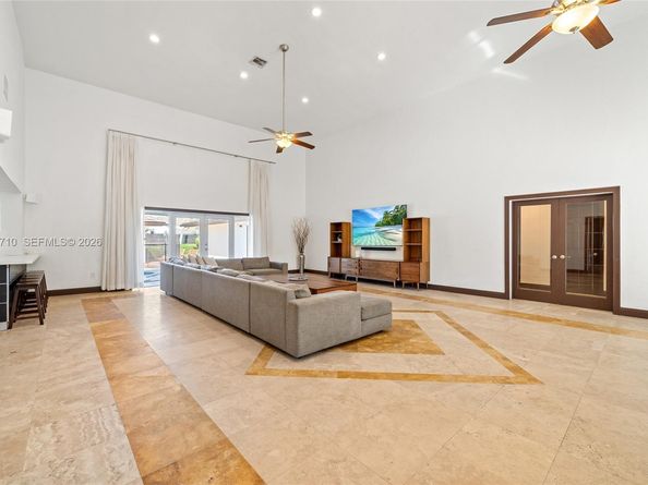 9461 SW 128th St, Miami FL 33176