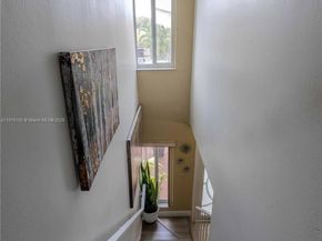 2435 SW 11th St 9B, Miami FL 33135
