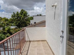 2435 SW 11th St 9B, Miami FL 33135