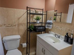 2435 SW 11th St 9B, Miami FL 33135
