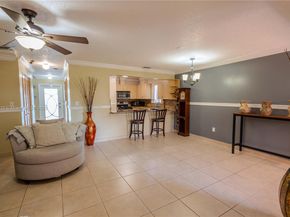 2435 SW 11th St 9B, Miami FL 33135